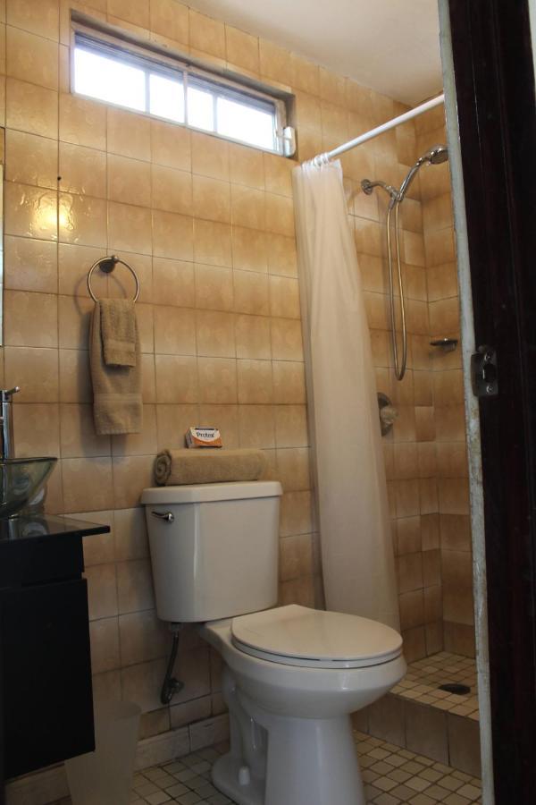Marilou Apt A Levittown Bagian luar foto