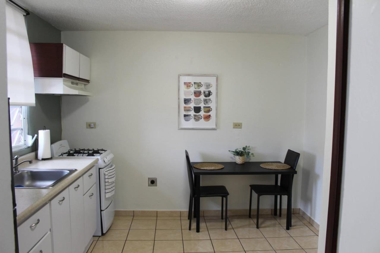 Marilou Apt A Levittown Bagian luar foto